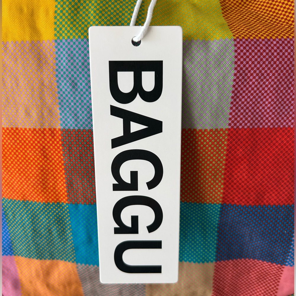 NWT BAGGU Medium Crescent Madras Bag - Picture 6 of 8
